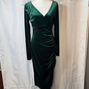 Elegant Green Velvet Wrap Dress